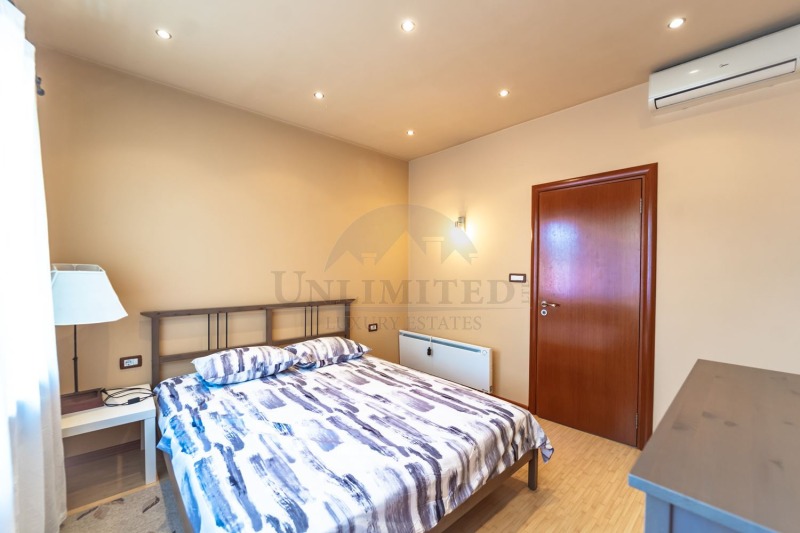 A louer  3 chambres Sofia , Tsentar , 190 m² | 70994537 - image [13]