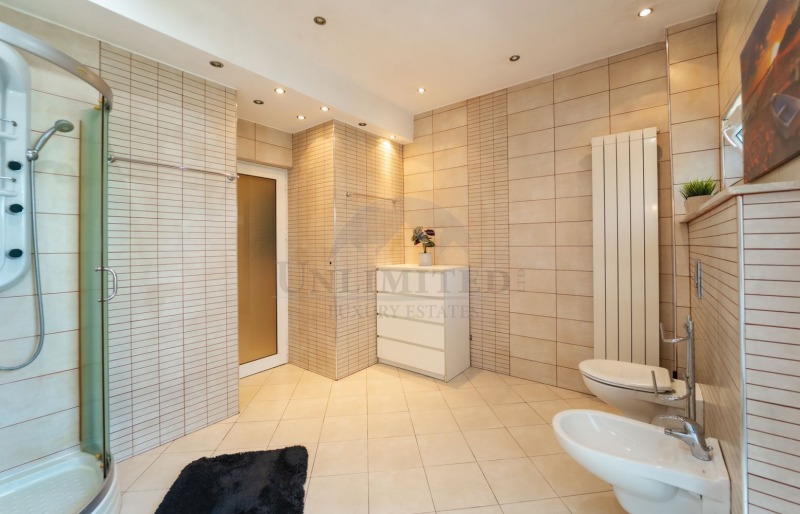A louer  3 chambres Sofia , Tsentar , 190 m² | 70994537 - image [11]