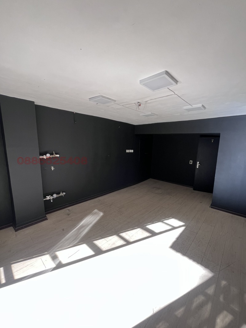 Te huur  Zolder Sofia , Meditsinska akademija , 22 m² | 84483396