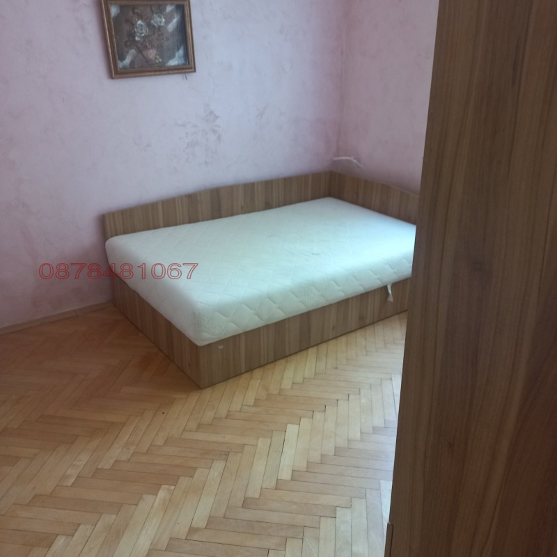De inchiriat  2 dormitoare Plovdiv , Țentâr , 110 mp | 23314707 - imagine [8]