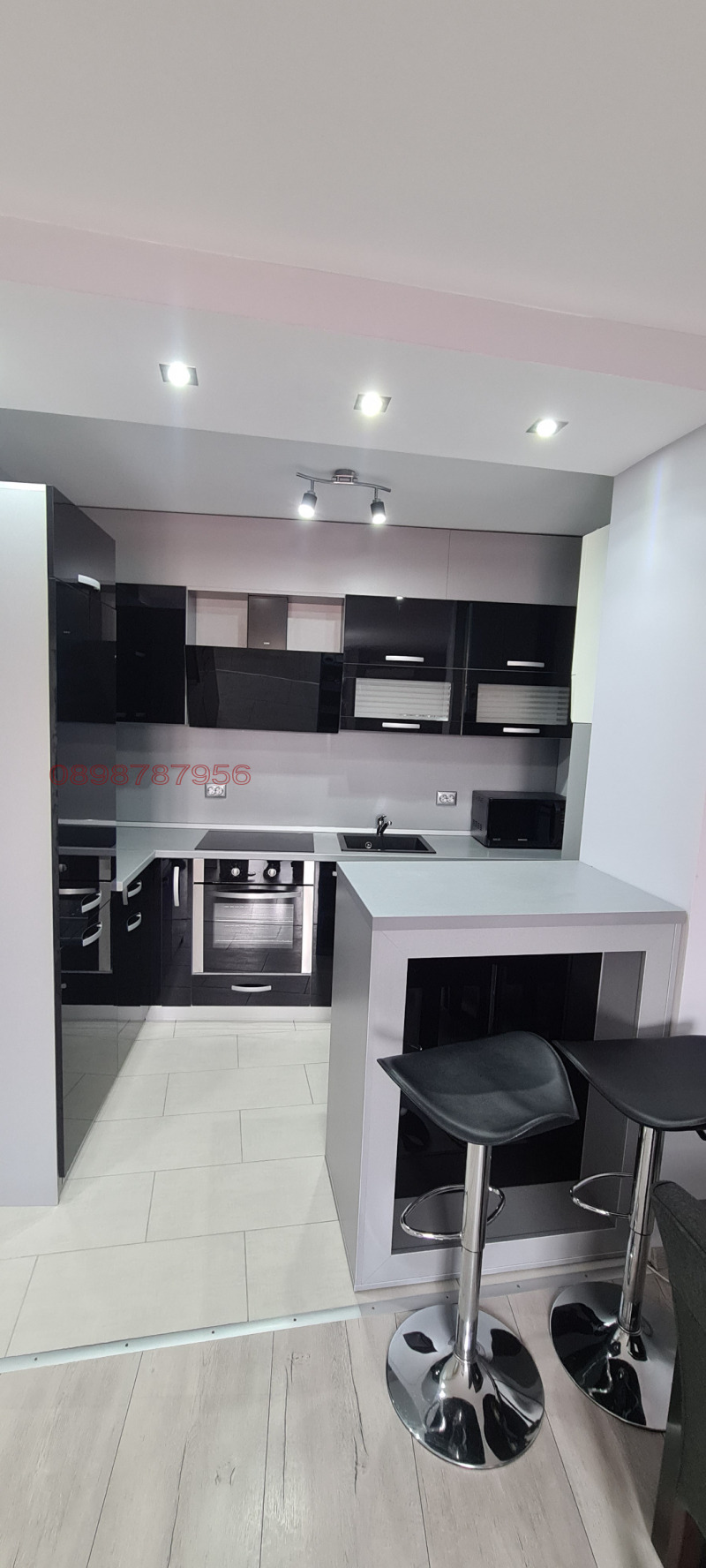 Дава под наем  3-стаен град Русе , Център , 95 кв.м | 97819171 - изображение [2]