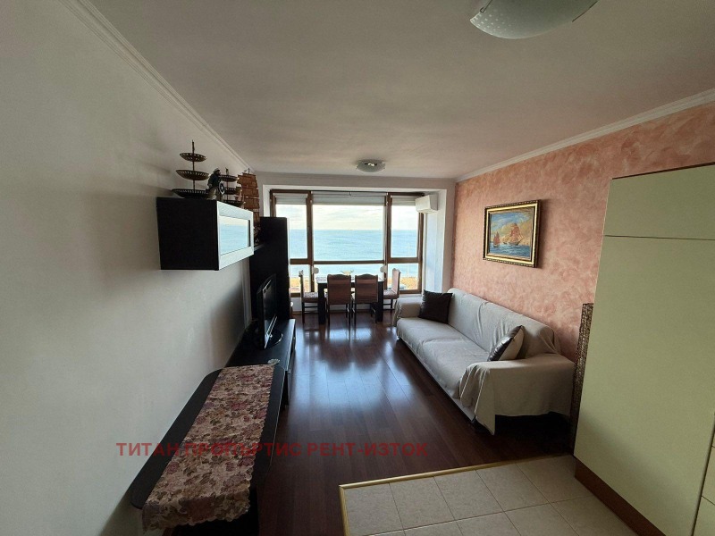 Дава под наем 3-СТАЕН, гр. Бургас, Лазур