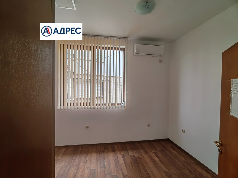 K pronájmu  Kancelář oblast Plovdiv , Karlovo , 20 m2 | 55903781 - obraz [3]