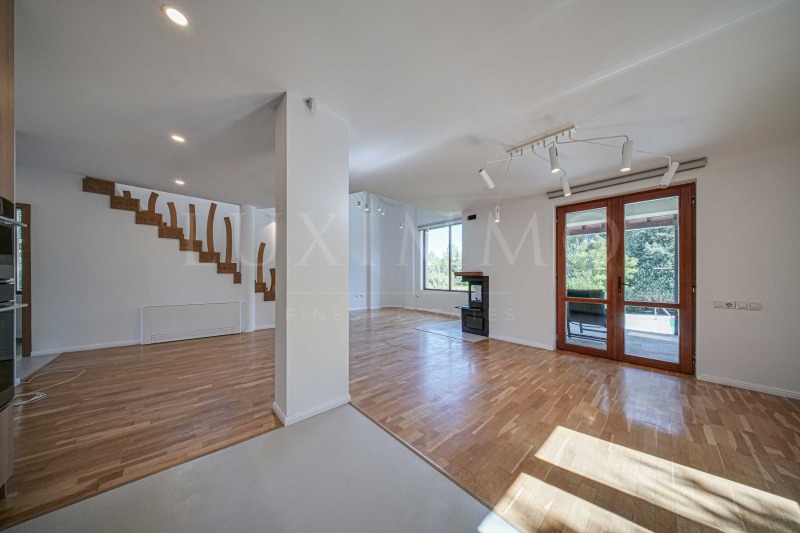 Zu vermieten  Haus Sofia , w.z.Amerikanski kolesch , 300 qm | 82500828 - Bild [14]