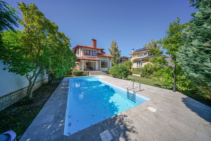 Zu vermieten  Haus Sofia , w.z.Amerikanski kolesch , 300 qm | 82500828