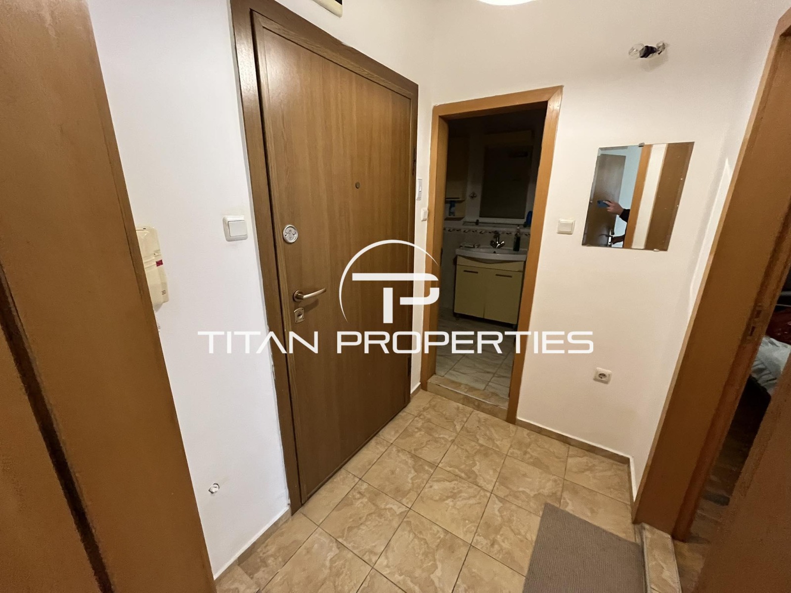 Дава под наем 2-СТАЕН, гр. Варна, ВИНС-Червен площад, снимка 5 - Апартаменти - 53645724