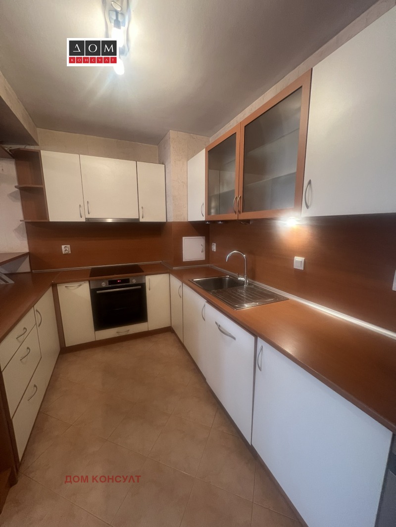 Дава под Наем МНОГОСТАЕН в град София, Лозенец - 200 кв.м / 1 500 € » 2 933.75 лв., ДОМ КОНСУЛТ