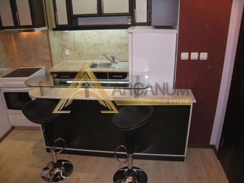 Дава под наем 2-СТАЕН, гр. Варна, Левски 1, снимка 5 - Апартаменти - 53412487