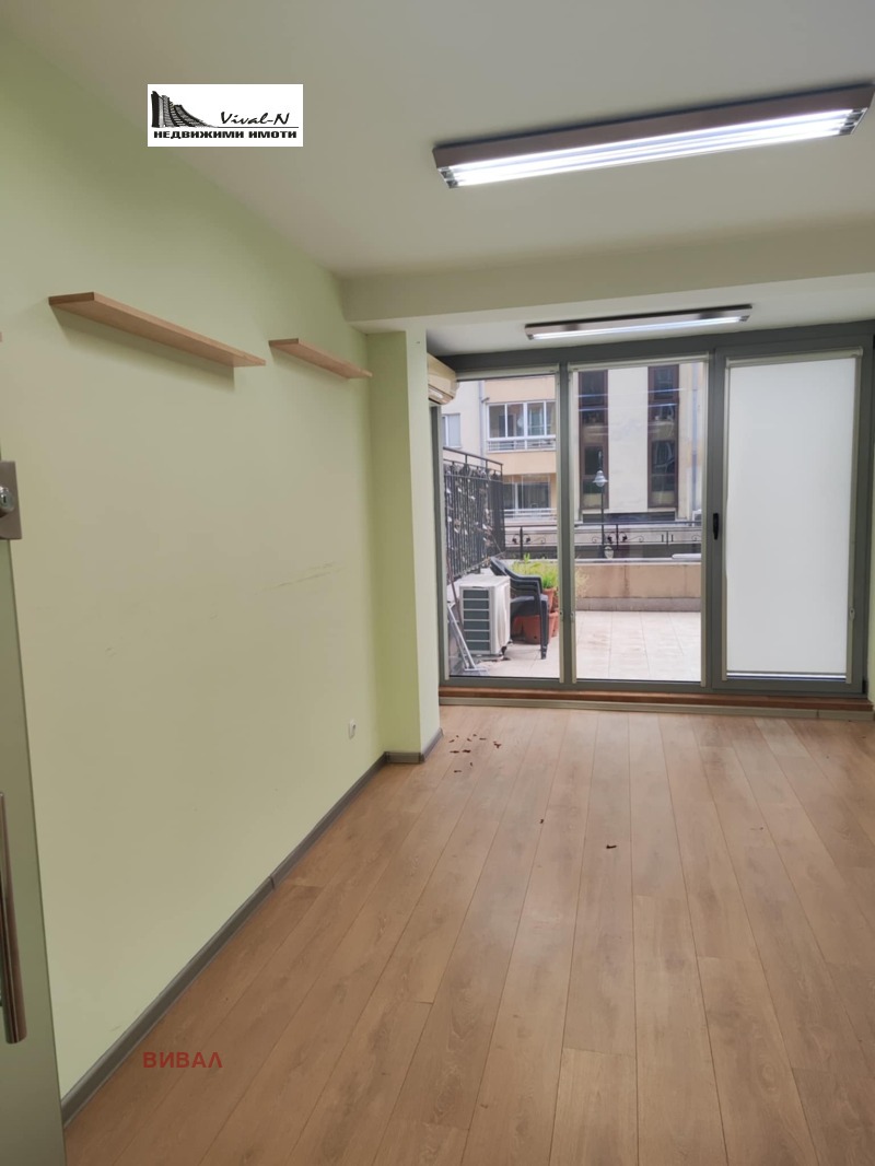 De inchiriat  Birou Sofia , Goțe Delciev , 100 mp | 31918351 - imagine [7]