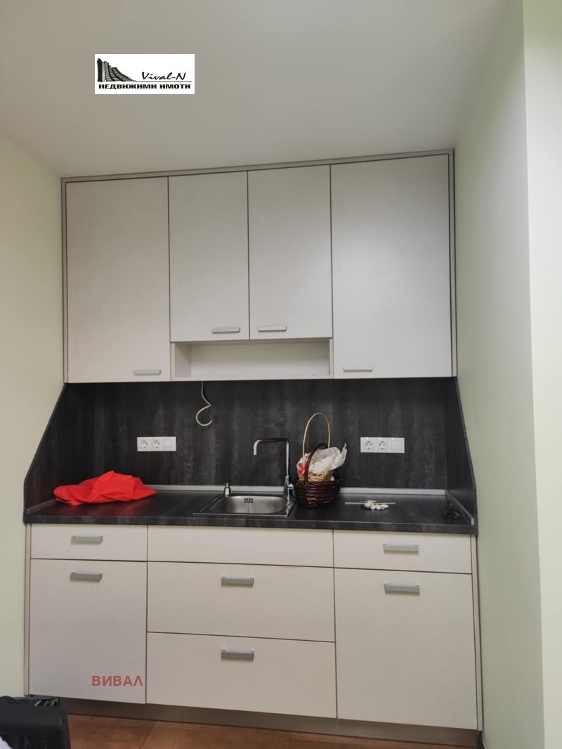 De inchiriat  Birou Sofia , Goțe Delciev , 100 mp | 31918351 - imagine [9]