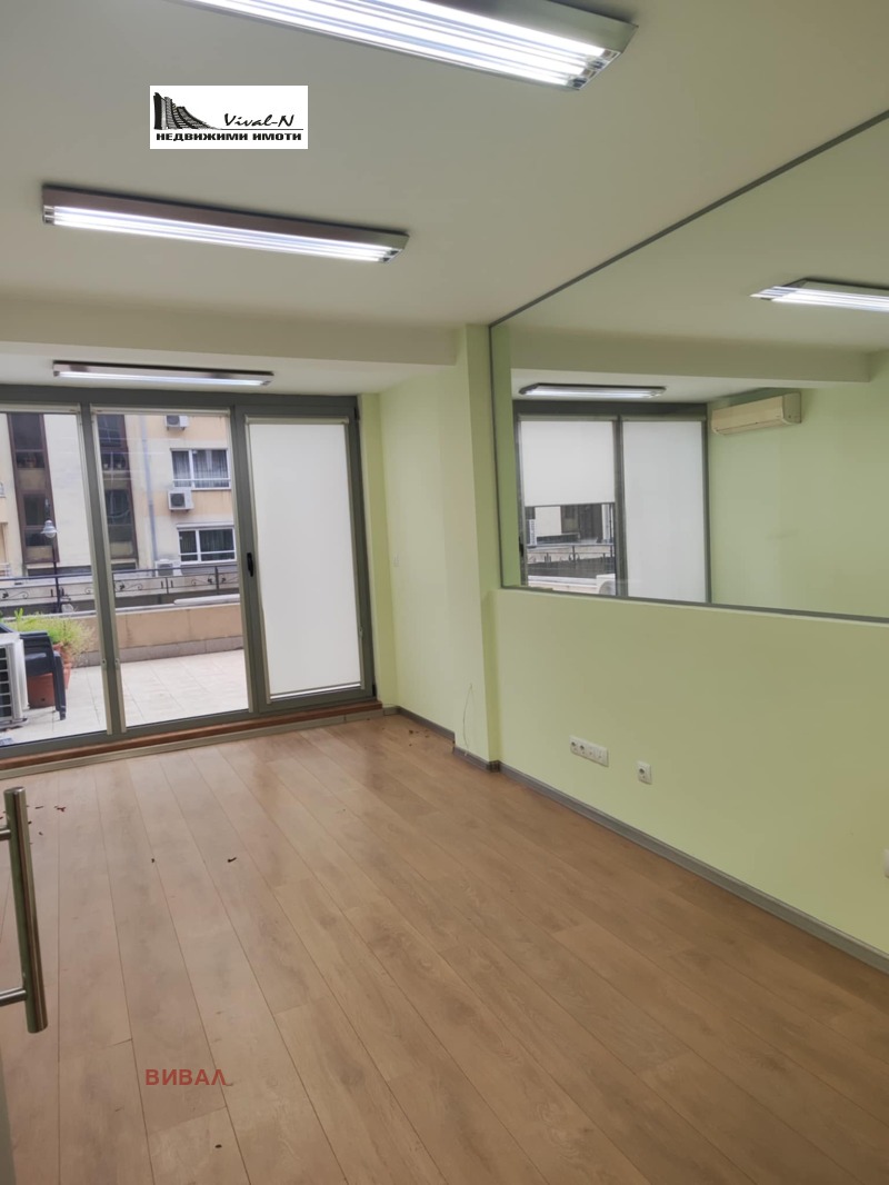 De inchiriat  Birou Sofia , Goțe Delciev , 100 mp | 31918351 - imagine [6]