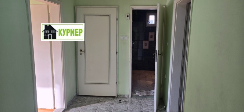 Дава под наем ЕТАЖ ОТ КЪЩА, гр. Русе, Център, снимка 10 - Етаж от къща - 52391734