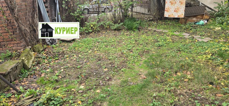 Дава под наем ЕТАЖ ОТ КЪЩА, гр. Русе, Център, снимка 13 - Етаж от къща - 52391734