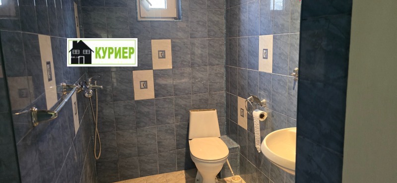 Дава под наем ЕТАЖ ОТ КЪЩА, гр. Русе, Център, снимка 9 - Етаж от къща - 52391734