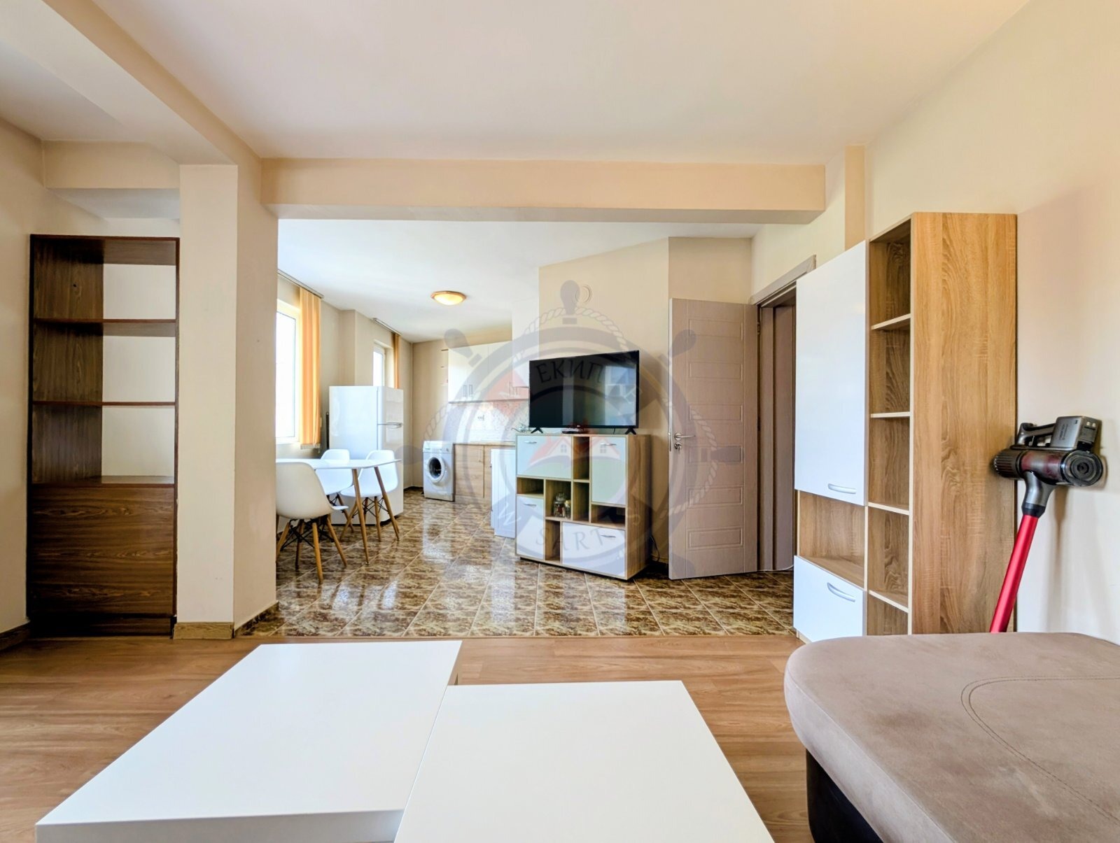 Дава под наем 2-СТАЕН, гр. Варна, Операта, снимка 4 - Апартаменти - 54353862