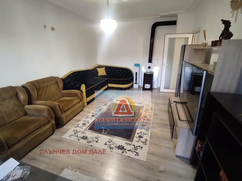 Дава под Наем 2-СТАЕН в град Шумен, Тракия - 65 кв.м / 270 € » 528.07 лв., СЛЪНЧЕВ ДОМ ДАЛЕ