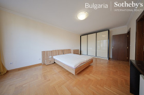 2 slaapkamers Iztok, Sofia 9