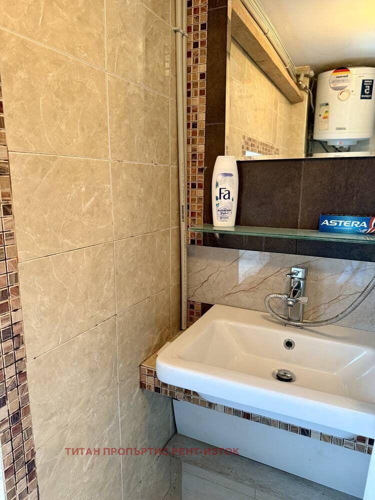 De inchiriat  Studio Burgas , Țentâr , 30 mp | 82918719 - imagine [6]