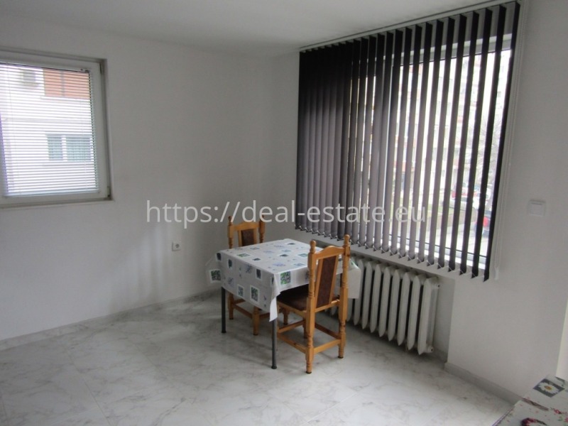 Do wynajęcia  1 sypialnia Blagoewgrad , Szirok centar , 70 mkw | 42727829 - obraz [2]