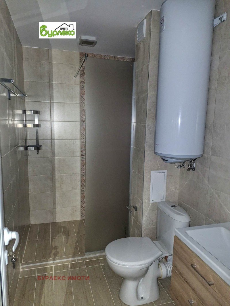 Дава под наем 2-СТАЕН, гр. Варна, Център, снимка 4 - Апартаменти - 52598195