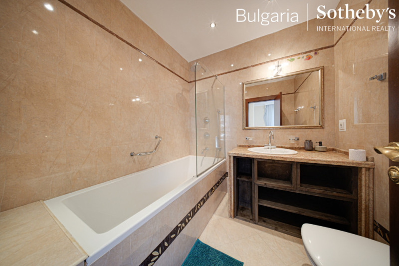 Da affittare  2 camere da letto Sofia , Iztok , 240 mq | 83952637 - Immagine [17]