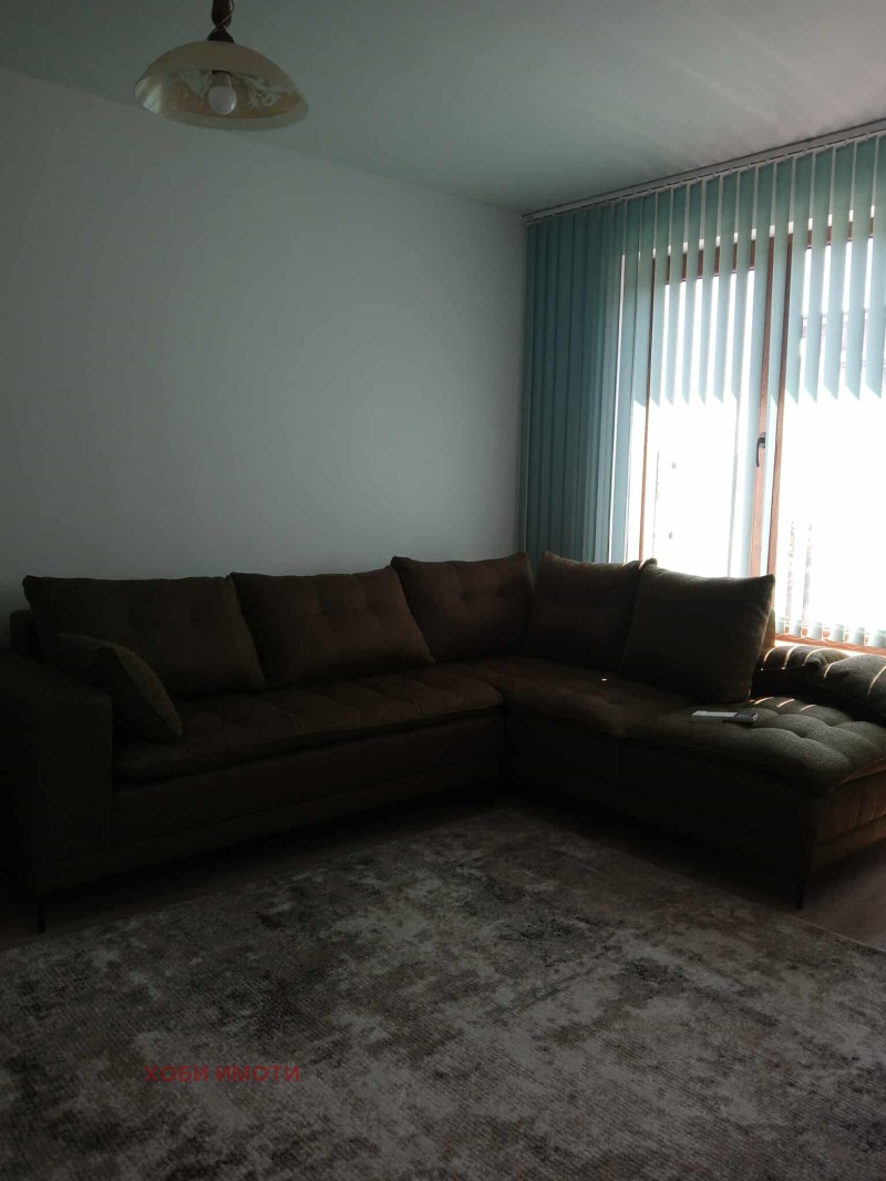 A louer  1 chambre Plovdiv , Tsentar , 65 m² | 41377551