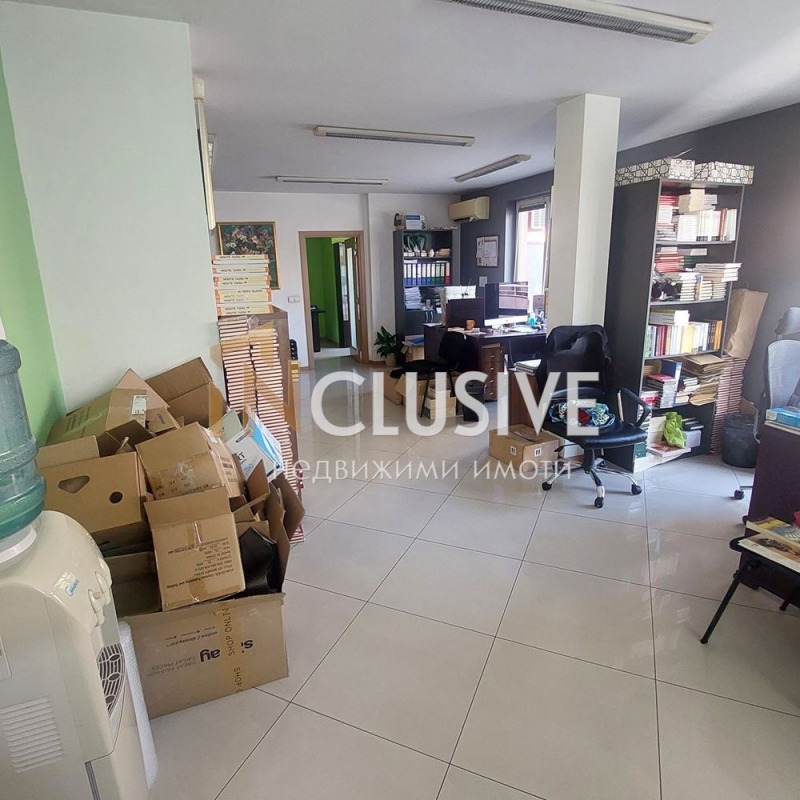 Дава под наем  Офис град София , Център , 450 кв.м | 26853344 - изображение [12]