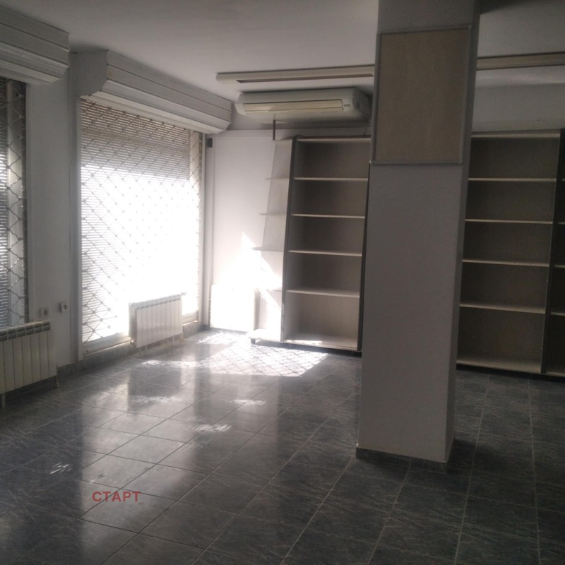 Под наем МАГАЗИН, град Стара Загора, Център • 600 лв. • 77193479 — Holmes.bg
