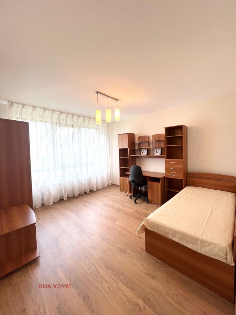 För uthyrning  3 sovrum Sofia , j.gr.Jujen park , 152 kvm | 90041531 - bild [7]