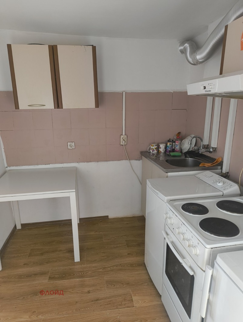 Дава под наем ЕТАЖ ОТ КЪЩА, гр. София, област София-град, снимка 5 - Етаж от къща - 52650716