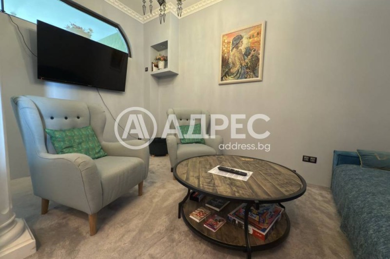 A louer  2 chambres Sofia , Tsentar , 75 m² | 83727056