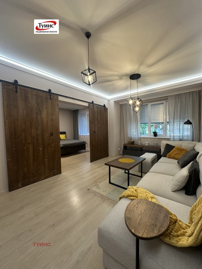 Дава под наем 3-СТАЕН, гр. Пловдив, Център, снимка 2 - Апартаменти - 52693798