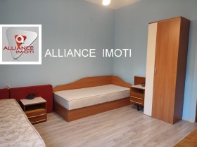 3 Schlafzimmer Lozenez, Sofia 8