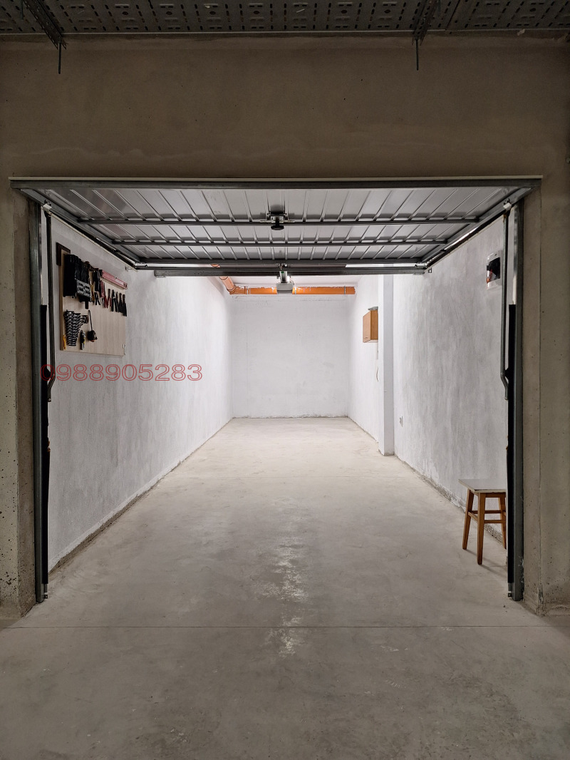Te huur  Garage Sofia , Darvenitsa , 30 m² | 47810757