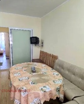 Дава под наем 2-СТАЕН, гр. Русе, Център, снимка 4 - Апартаменти - 54024798