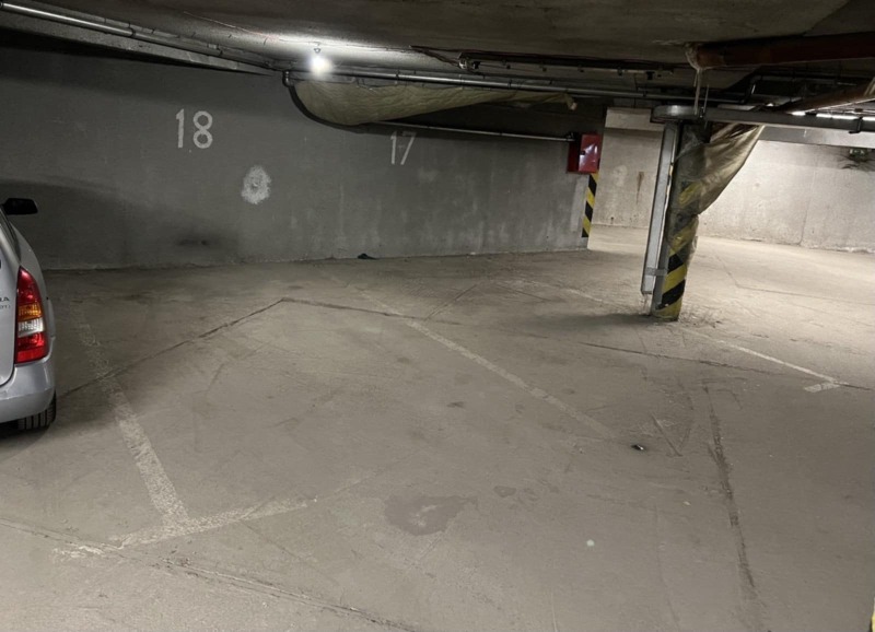 Kiadó  Parkolóhely Sofia , Svoboda , 16 négyzetméter | 79734281 - kép [2]