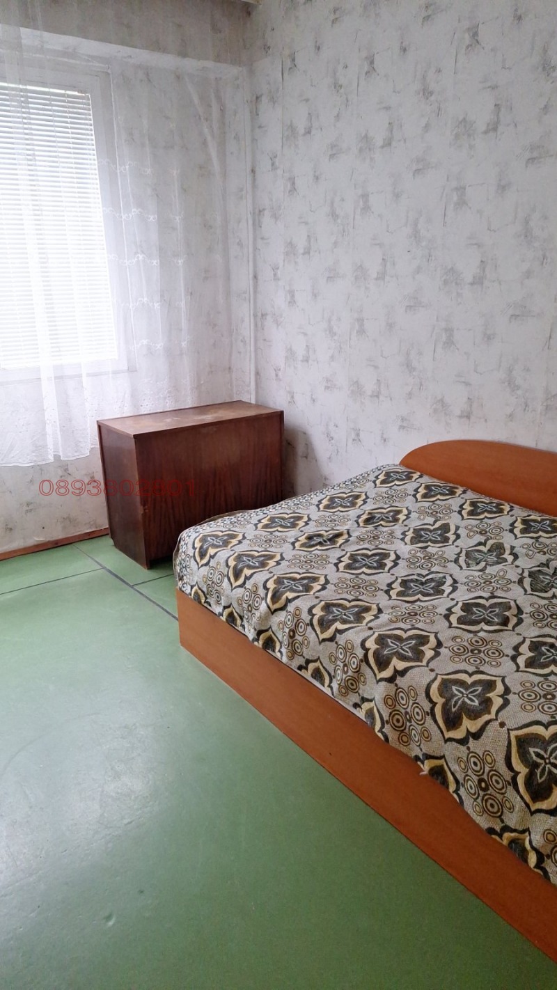 Издаје се  1 спаваћа соба Пловдив , Христо Смирненски , 80 м2 | 70088503