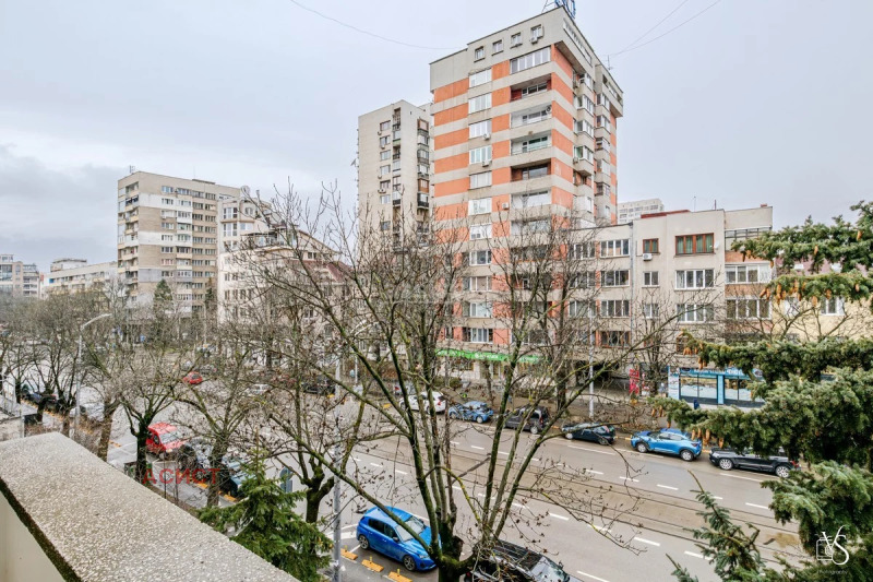 Дава под наем 2-СТАЕН, гр. София, Иван Вазов, снимка 14 - Апартаменти - 53494166