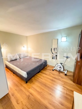 1 chambre Okrajna bolnitsa-Generali, Varna 6