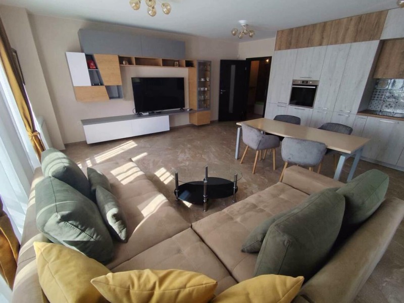 Дава под наем МНОГОСТАЕН, гр. Пловдив, Център