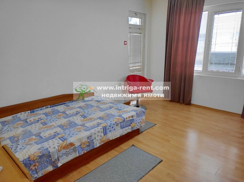 K pronájmu  1 ložnice Chaskovo , Ljuben Karavelov , 110 m2 | 56835111 - obraz [7]