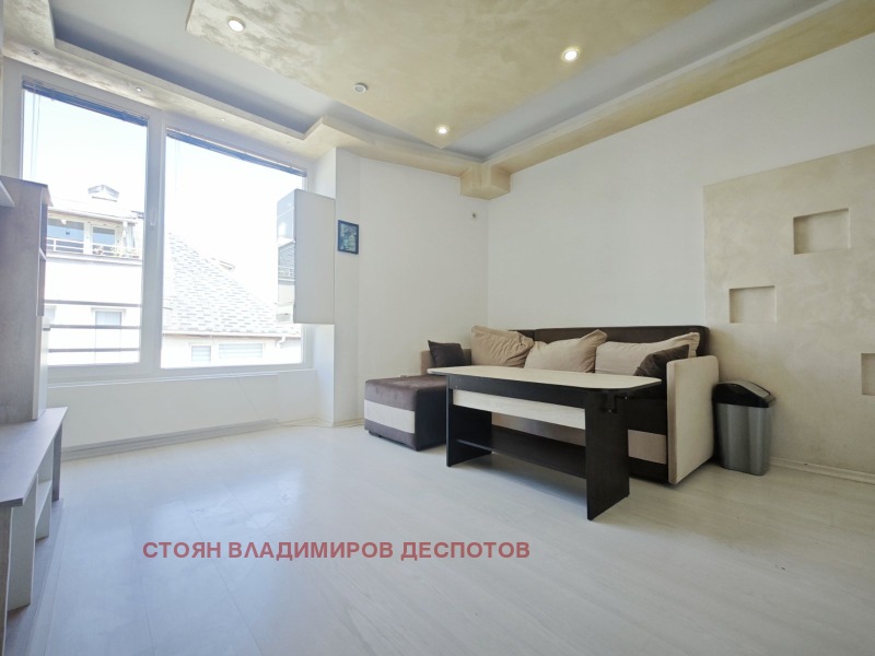 Дава под нем  2-стаен, град София, Овча купел •  500 EUR • ID 86515143 — holmes.bg - [1] 