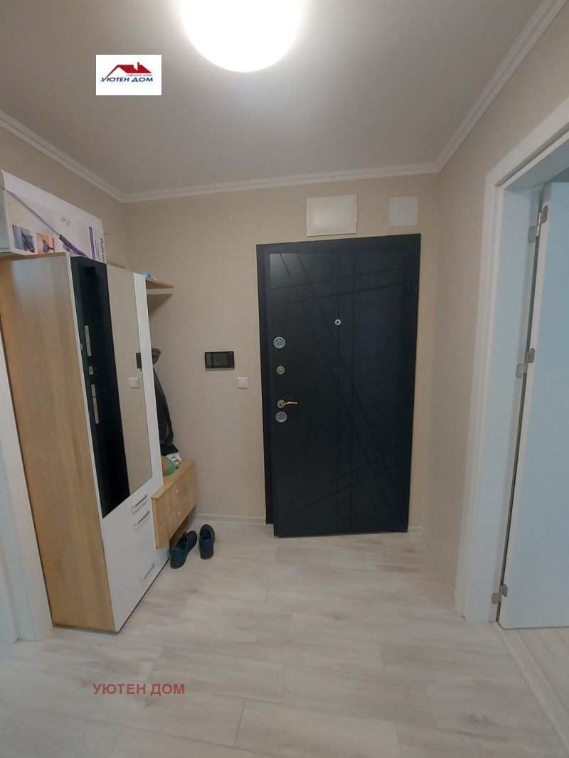 Издаје се  1 спаваћа соба Шумен , 5-ти полк , 70 м2 | 68135185 - слика [2]
