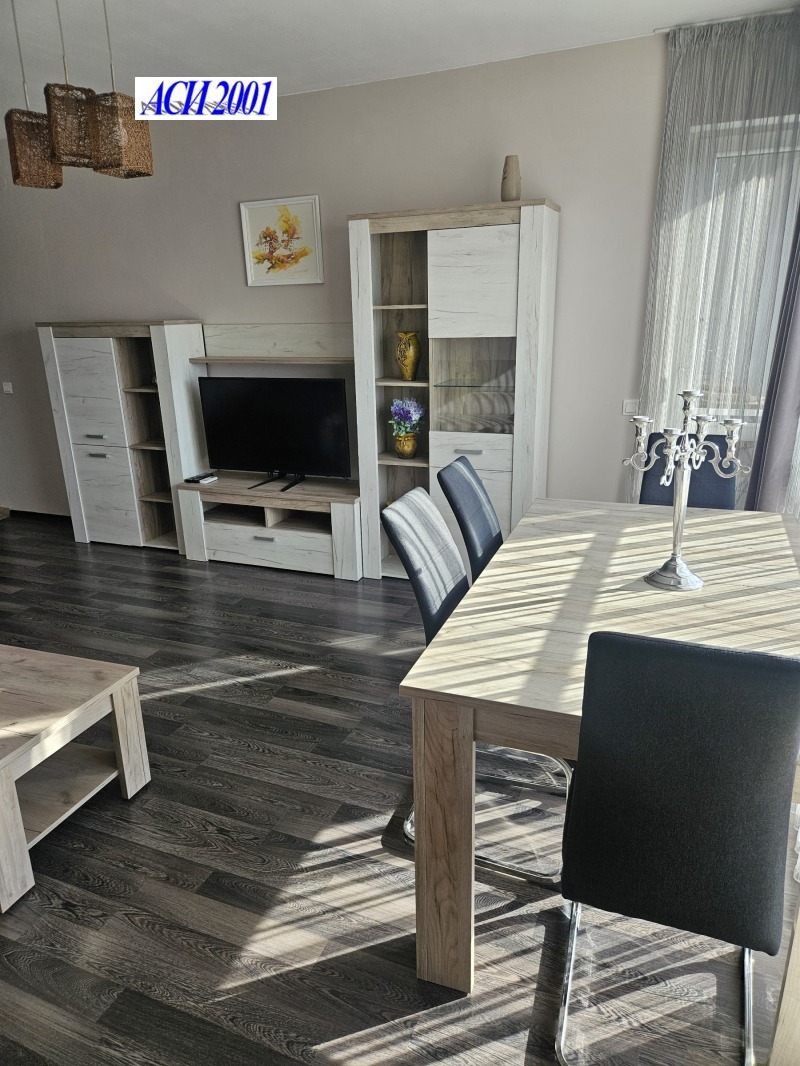 Do wynajęcia  1 sypialnia Sofia , Centar , 70 mkw | 34423540 - obraz [5]