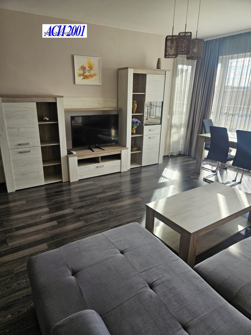 Do wynajęcia  1 sypialnia Sofia , Centar , 70 mkw | 34423540 - obraz [3]