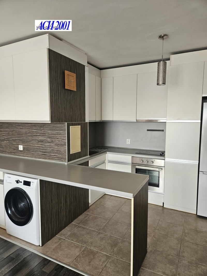 Do wynajęcia  1 sypialnia Sofia , Centar , 70 mkw | 34423540 - obraz [2]