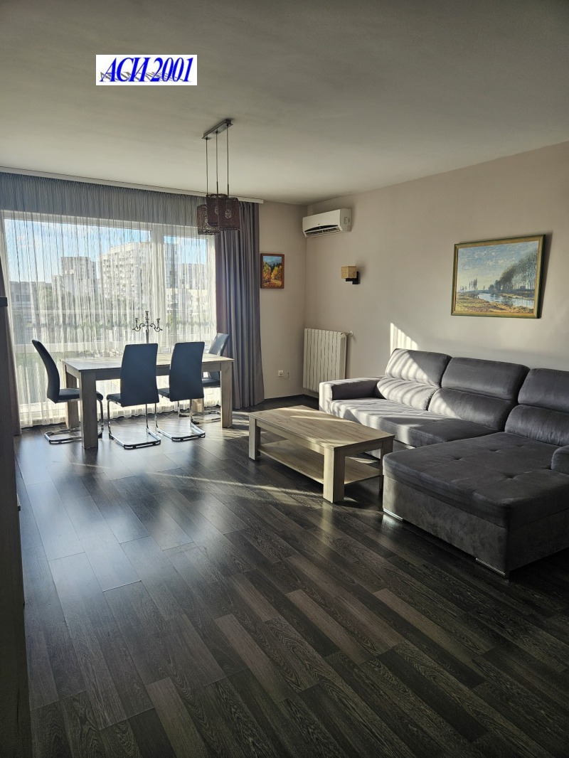Do wynajęcia  1 sypialnia Sofia , Centar , 70 mkw | 34423540 - obraz [4]