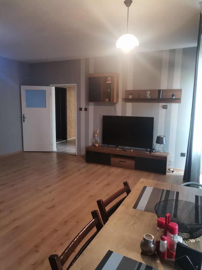 K pronájmu  1 ložnice Sofia , Slatina , 75 m2 | 28286125 - obraz [5]