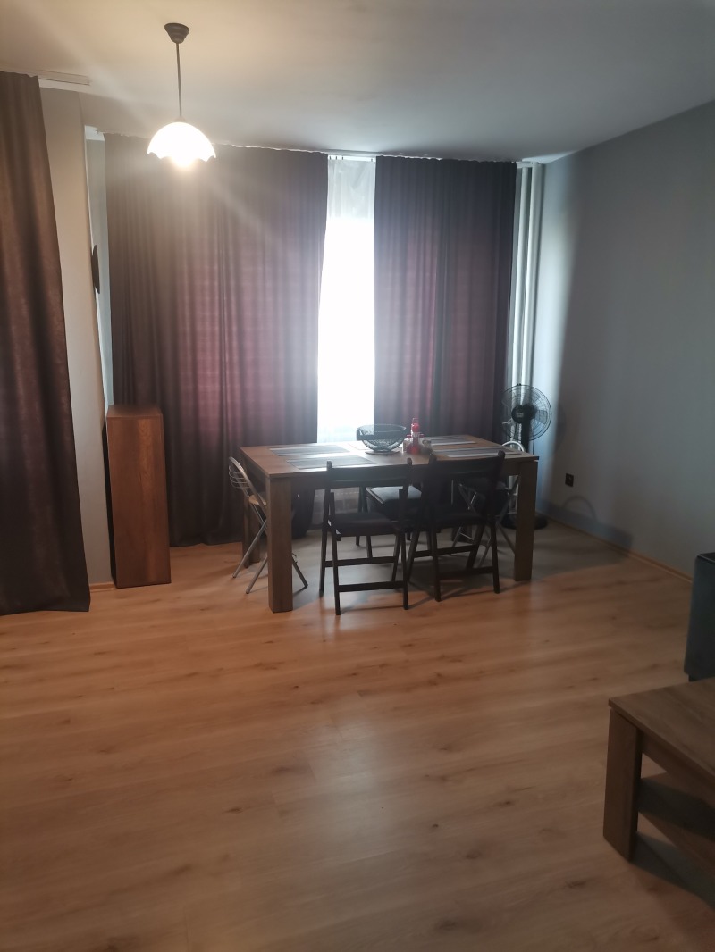 K pronájmu  1 ložnice Sofia , Slatina , 75 m2 | 28286125 - obraz [3]