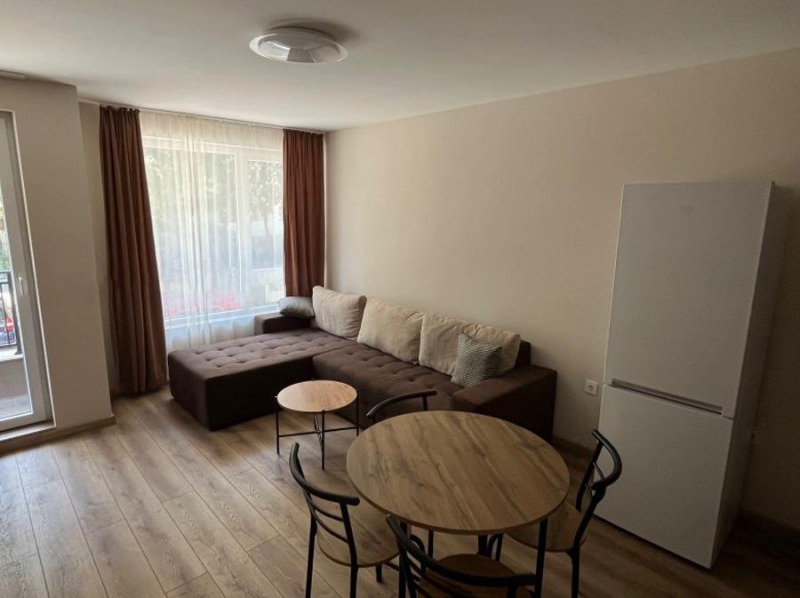 Дава под нем  2-стаен, град Пловдив, Кючук Париж •  383 € • ID 26796118 — holmes.bg - [1] 